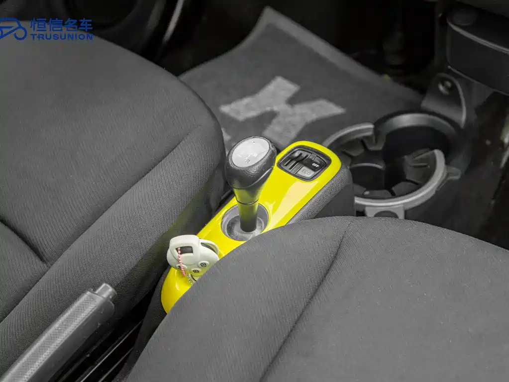 smart Fortwo 2013 — фото 15