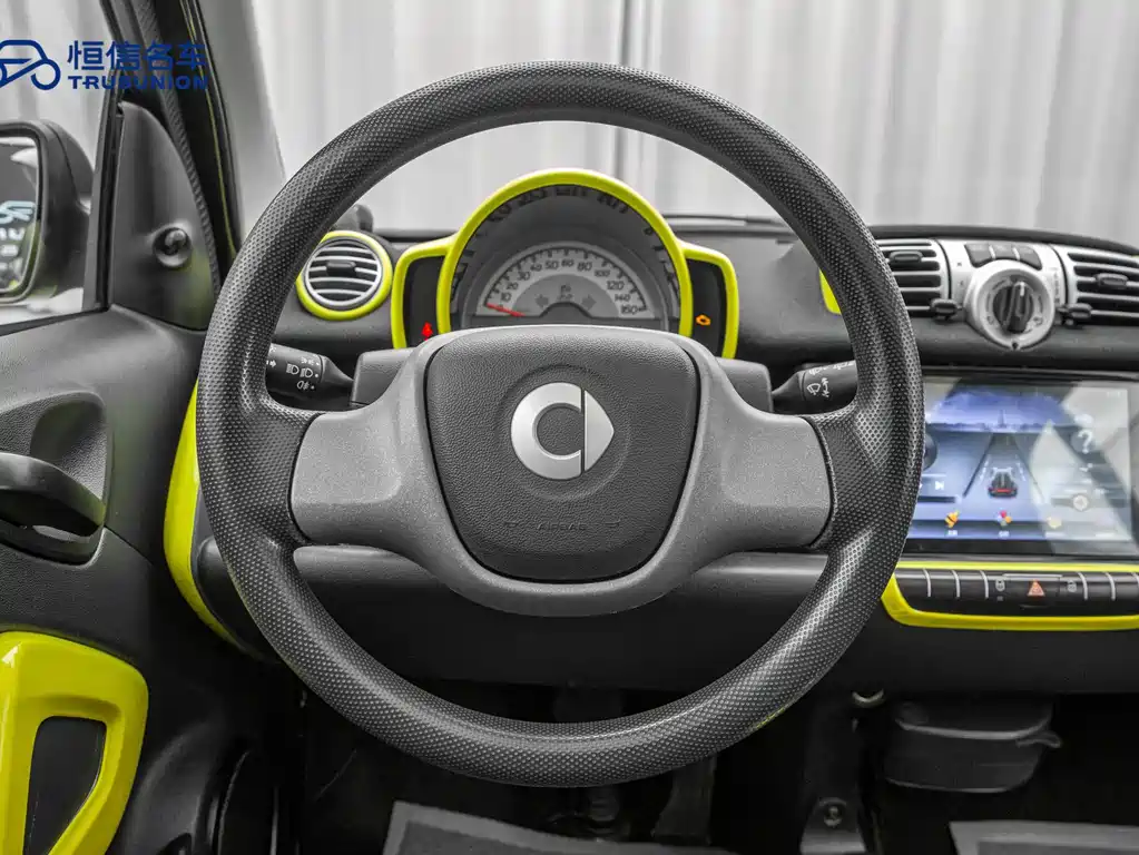 smart Fortwo 2013 — фото 16