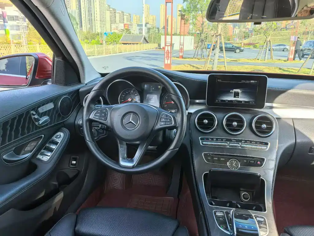 Mercedes-Benz C-Class 2017 — фото 7