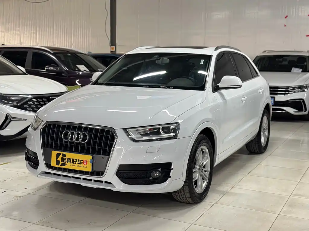 Audi Q3 2015 — фото 1