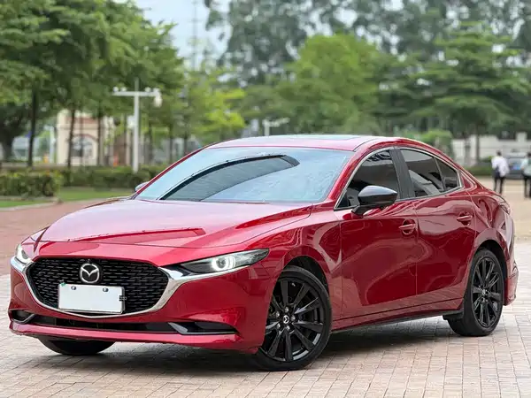 Mazda 3 Axela 2024