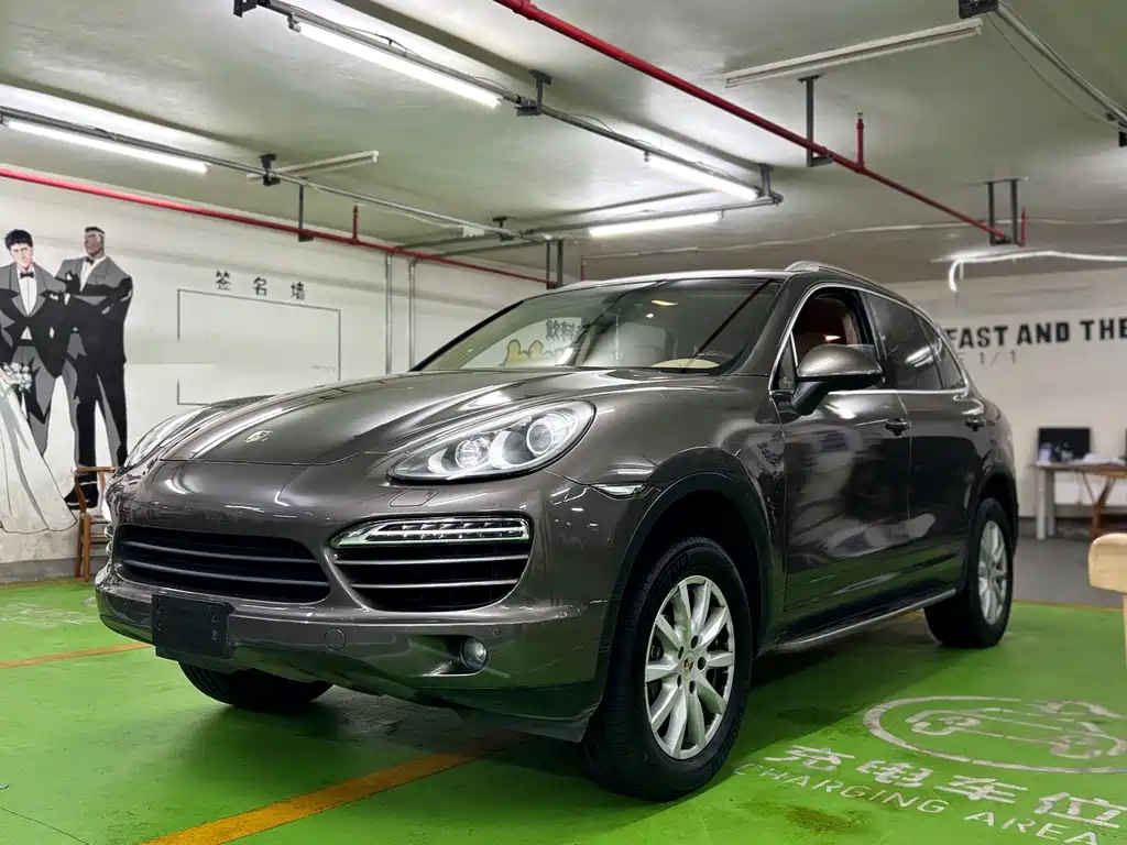 Porsche Cayenne 2011