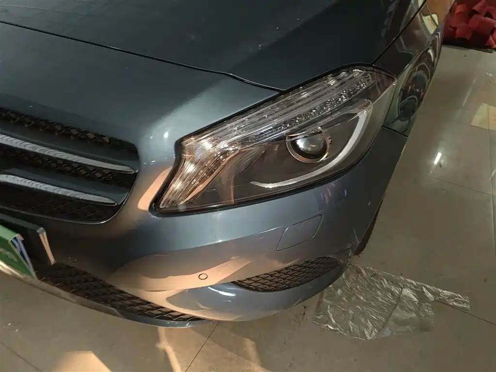 Mercedes-Benz A-Class 2015 — фото 18