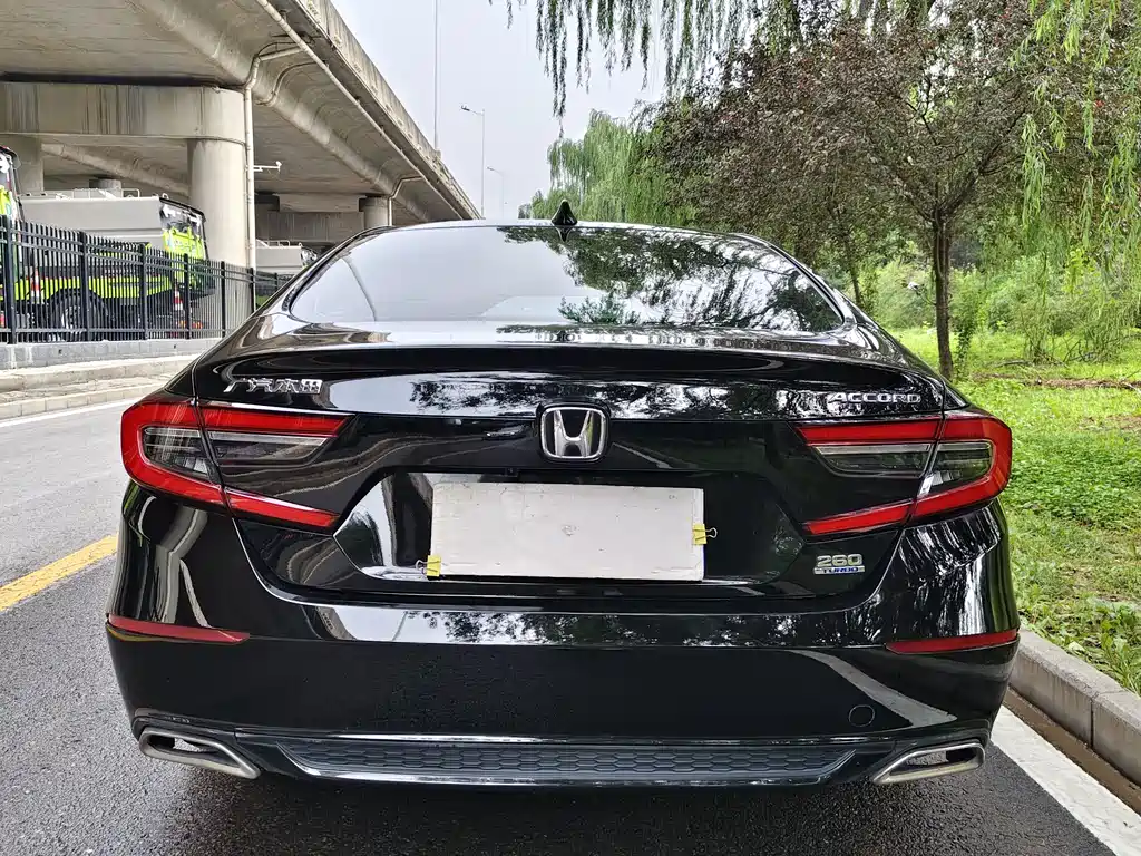 Honda Accord 2021 — фото 4