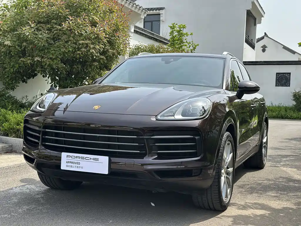 Porsche Cayenne 2021 — фото 1