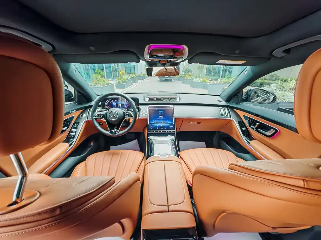 Mercedes-Benz S-Class 2025 — фото 13