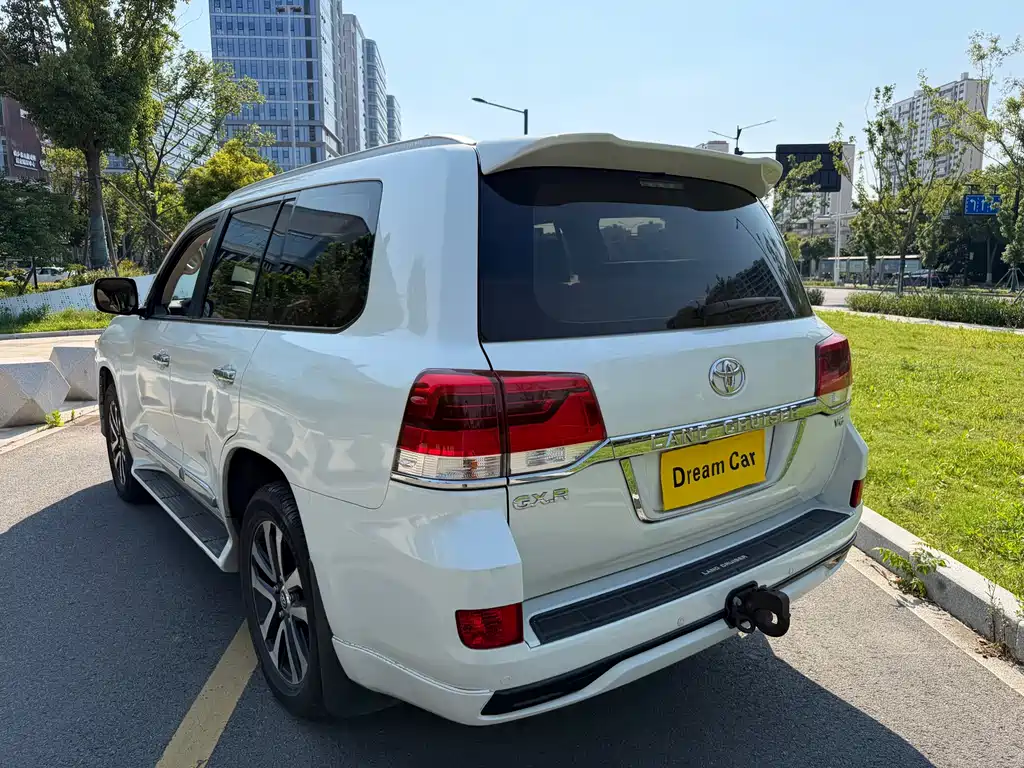 Toyota Land Cruiser 2019 — фото 4