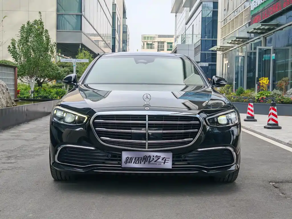 Mercedes-Benz S-Class 2025 — фото 2
