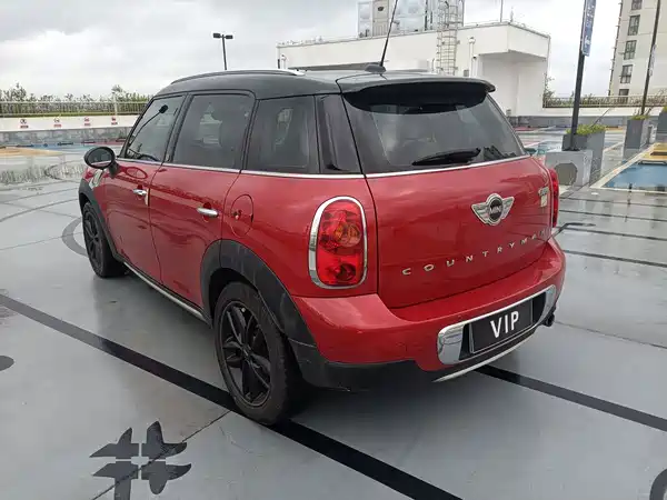 MINI Countryman 2015