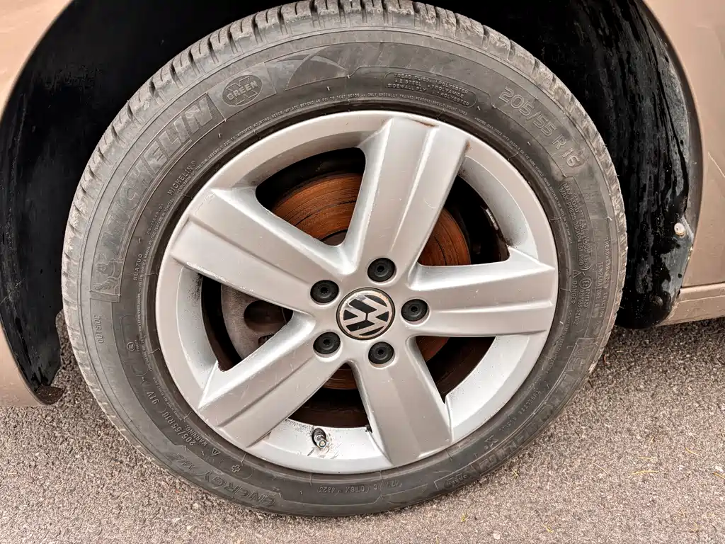 Volkswagen Touran 2015 — фото 14