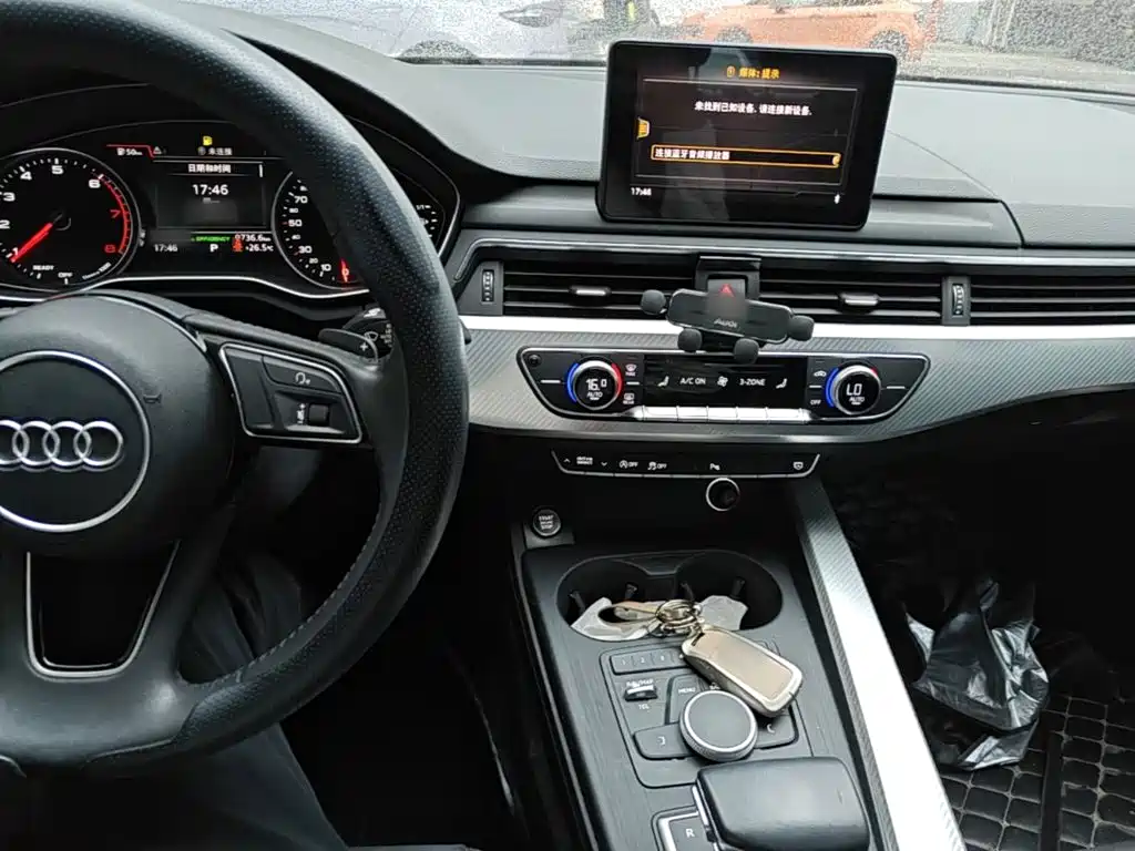 Audi A4L 2018 — фото 10