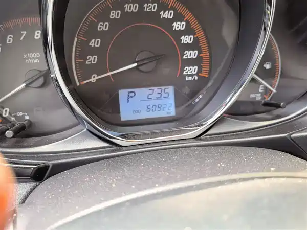 Toyota Yaris L 2020