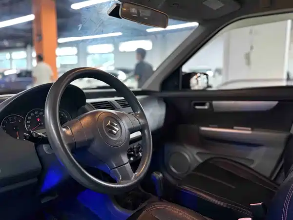 Suzuki Swift 2015