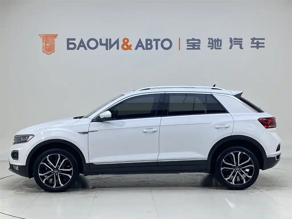 Volkswagen T-Roc 2023 — фото 5