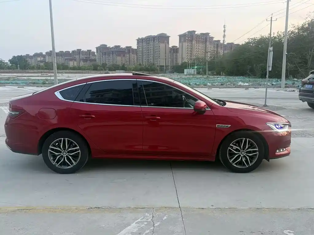 BYD Qin Pro NEV 2020 — фото 9