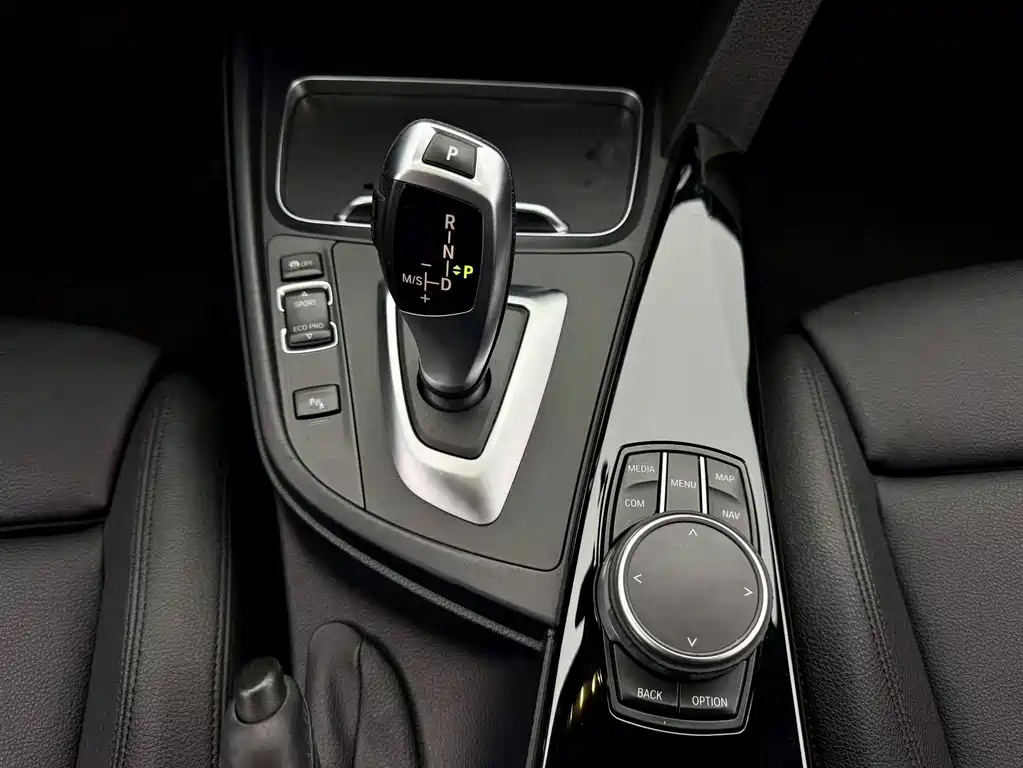 BMW 3 Series GT 2019 — фото 12