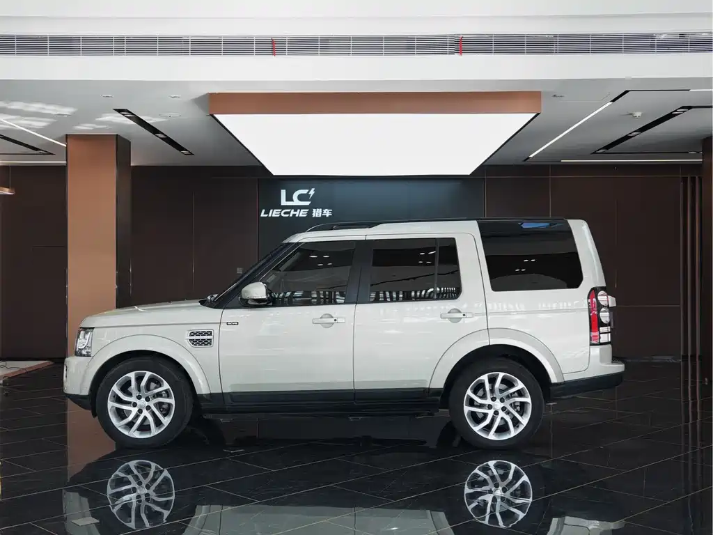 Land Rover Discovery 2014 — фото 3