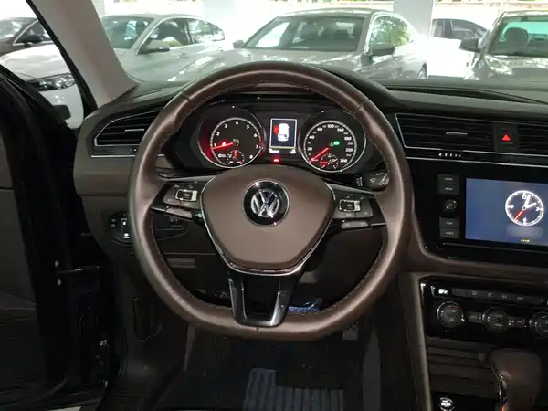 Volkswagen Tiguan L 2018