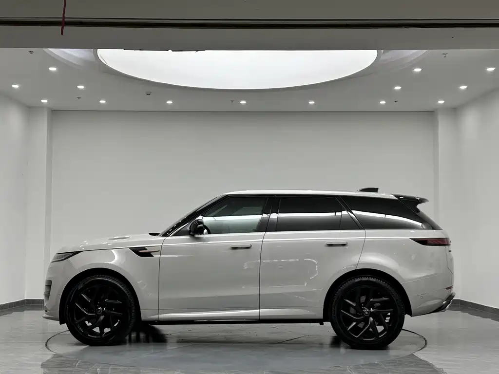 Land Rover Range Rover Sport 2024 — фото 5