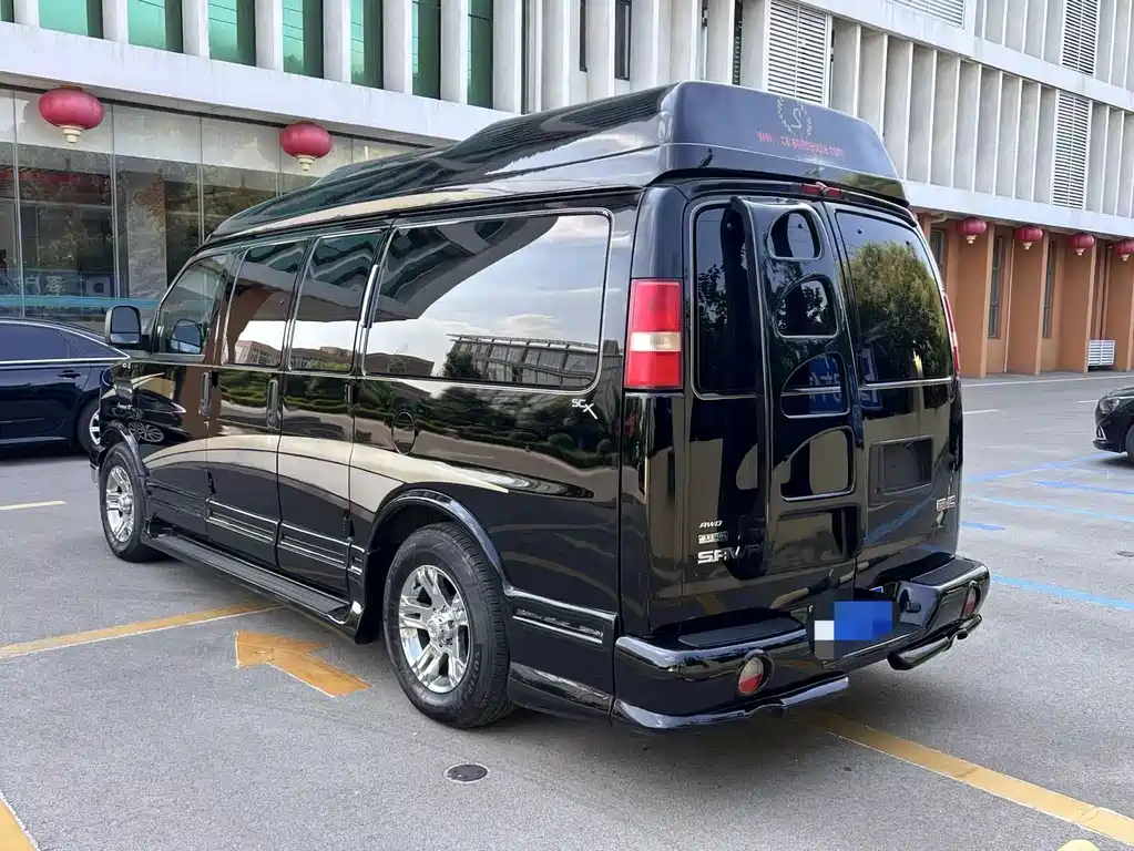 GMC Savana 2010