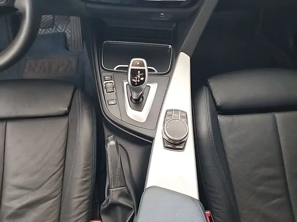 BMW 3 Series GT 2019 — фото 14