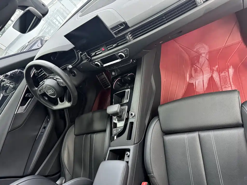 Audi A4L 2024