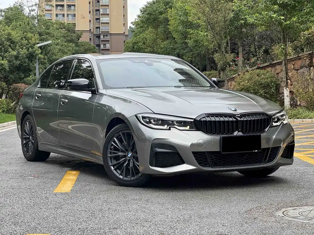 BMW 3 Series 2021