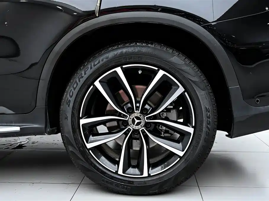 Mercedes-Benz GLC 2021 — фото 33