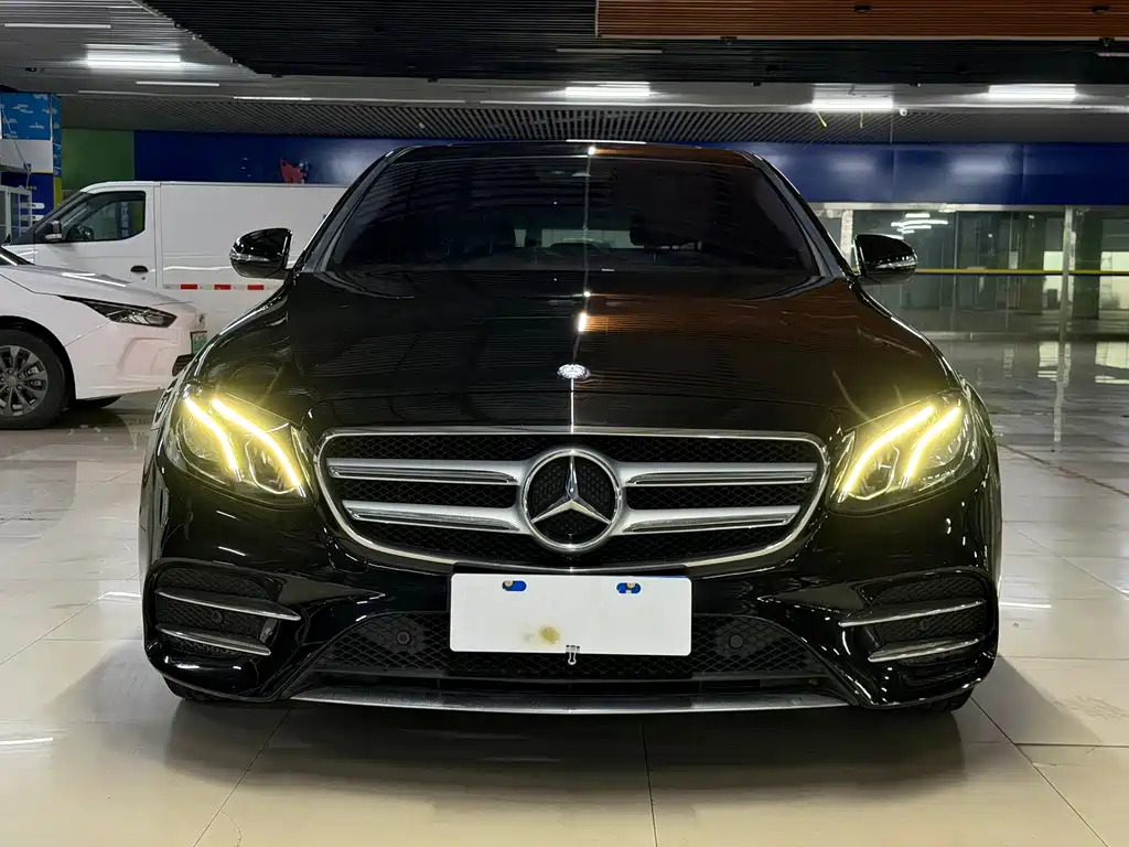 Mercedes-Benz E-Class 2017 — фото 1