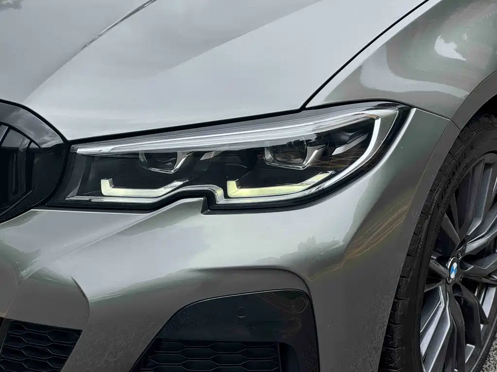 BMW 3 Series 2021 — фото 11