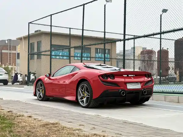 Ferrari F8 2019