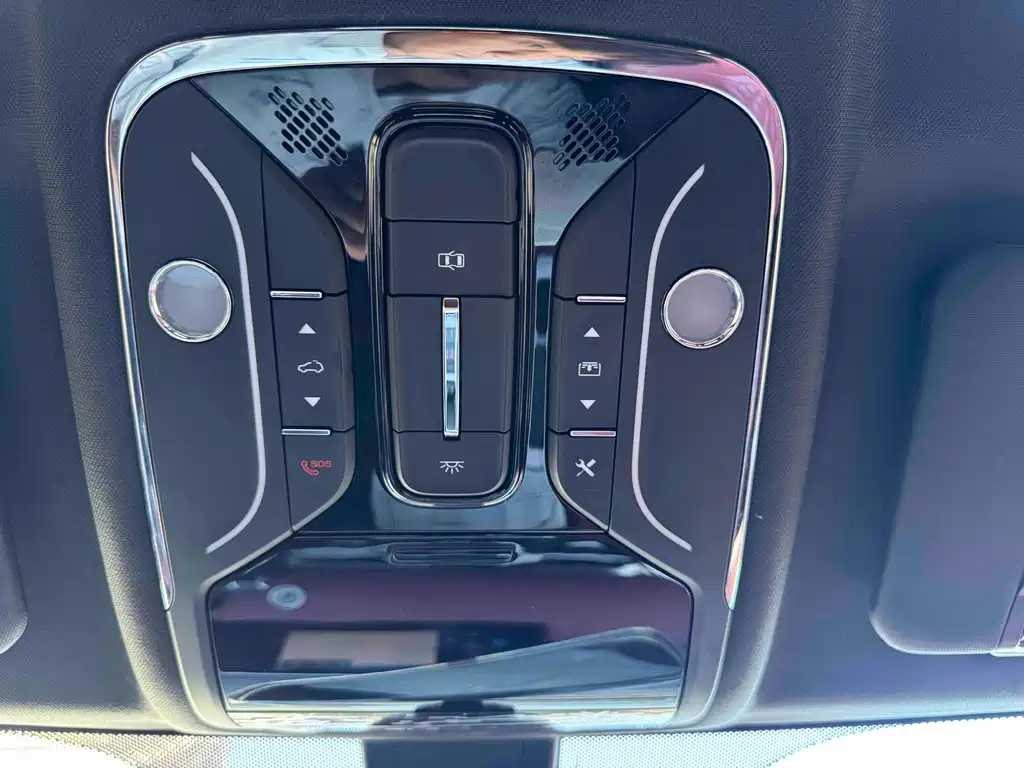 Jetour X70 PLUS 2023 — фото 14