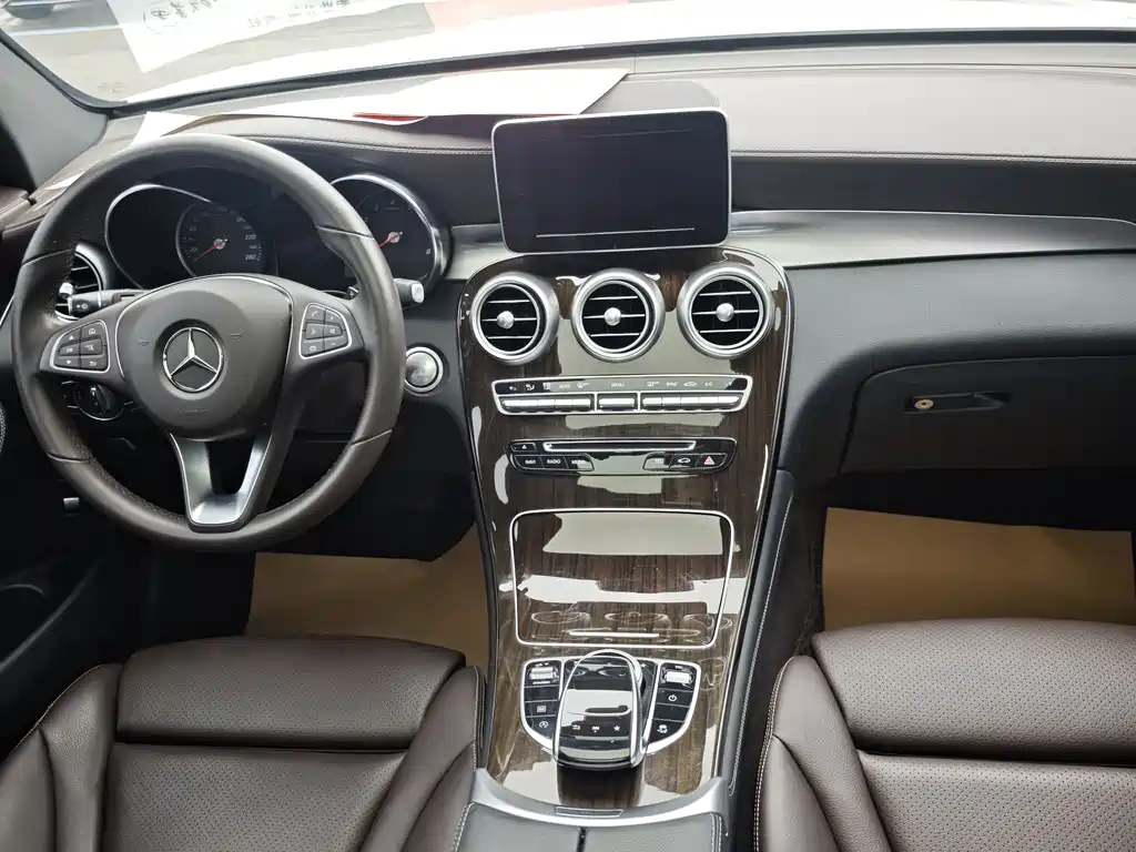 Mercedes-Benz GLC 2019 — фото 11