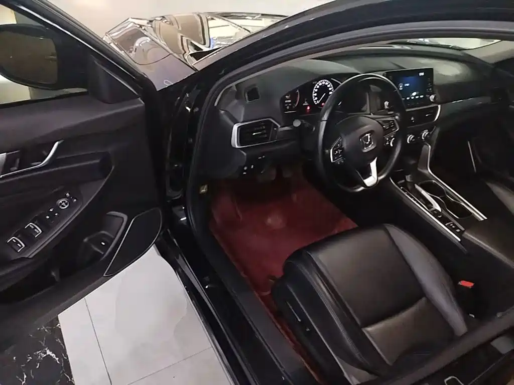 Honda Accord 2021 — фото 16