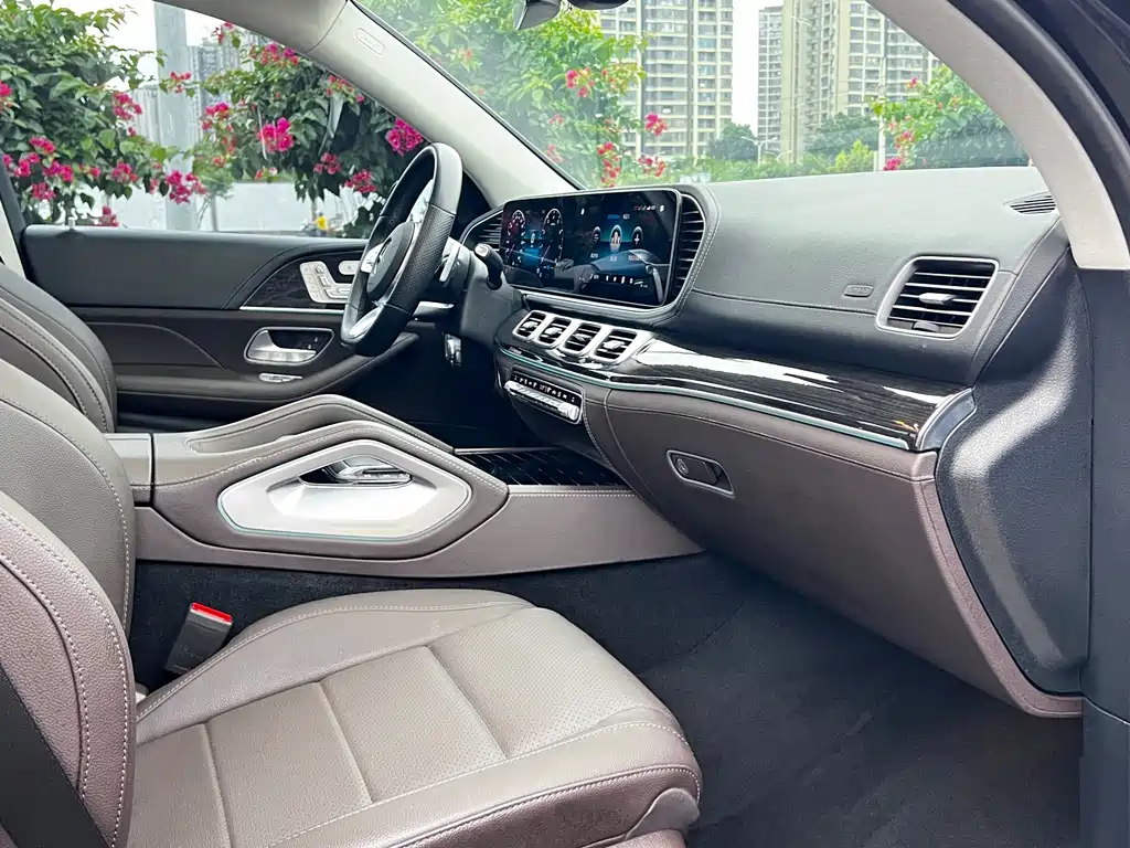 Mercedes-Benz GLS 2023 — фото 10