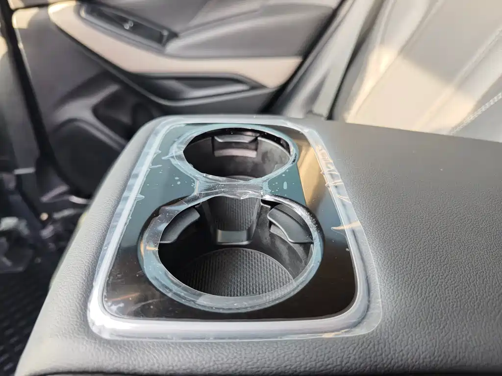 Subaru Forester 2022 — фото 12
