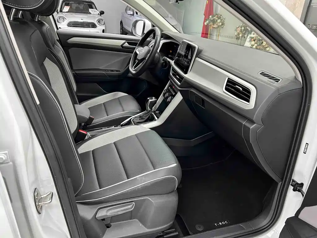 Volkswagen T-Roc 2024 — фото 13
