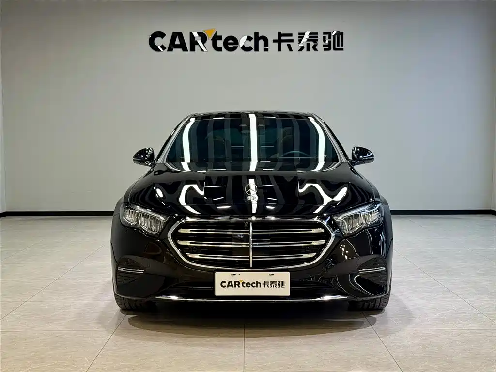 Mercedes-Benz E-Class 2024