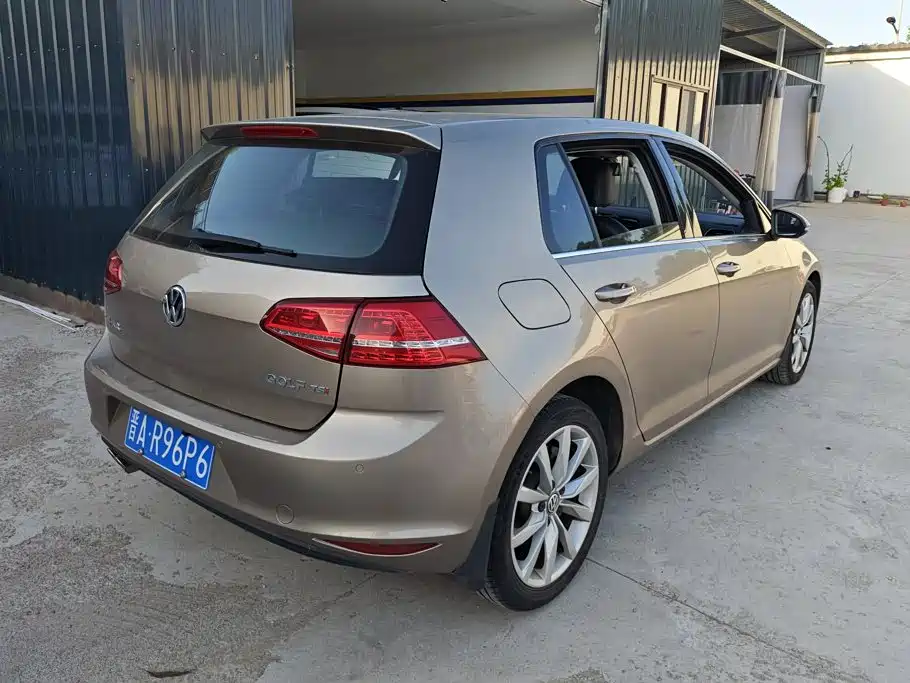 Volkswagen Golf 2016