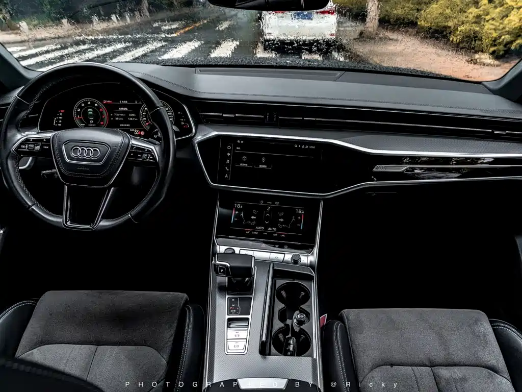 Audi A6L 2024 — фото 3