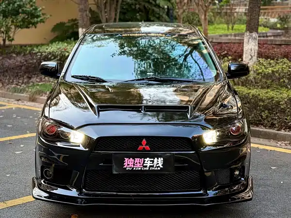 Mitsubishi Lancer EX 2013