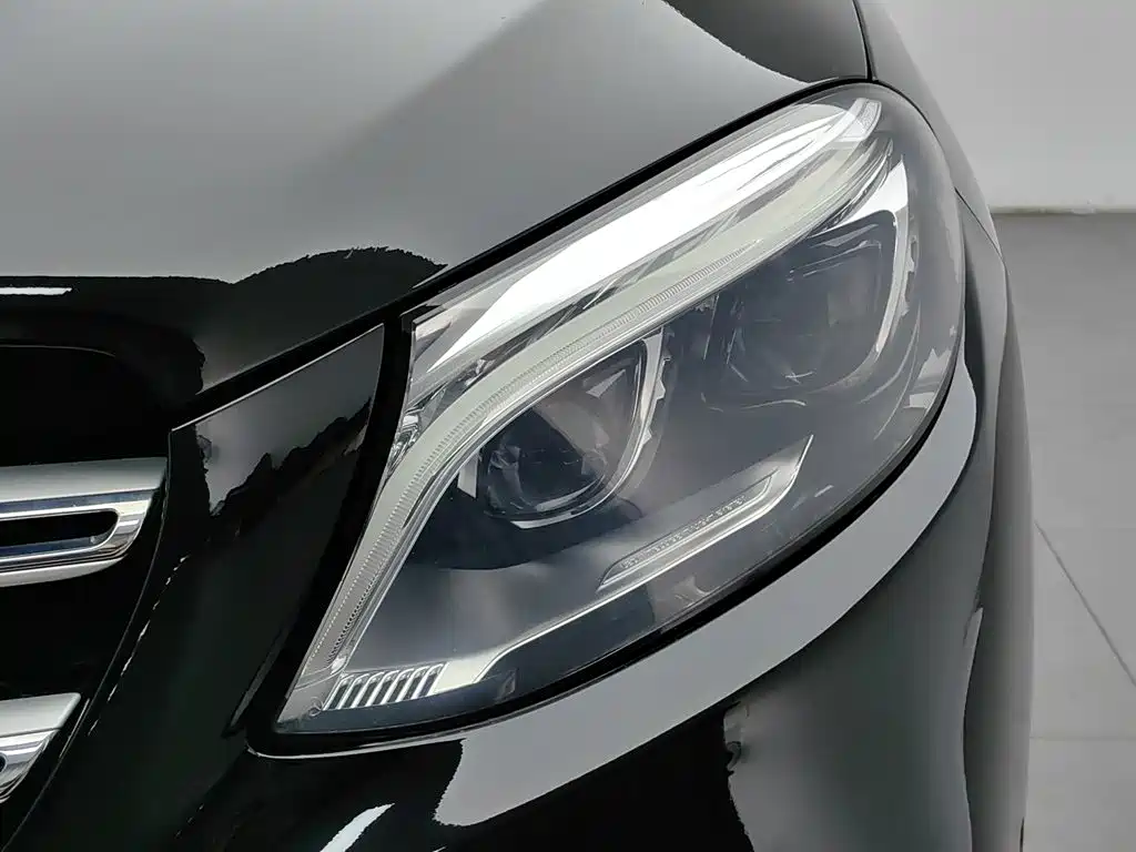Mercedes-Benz GLE 2018