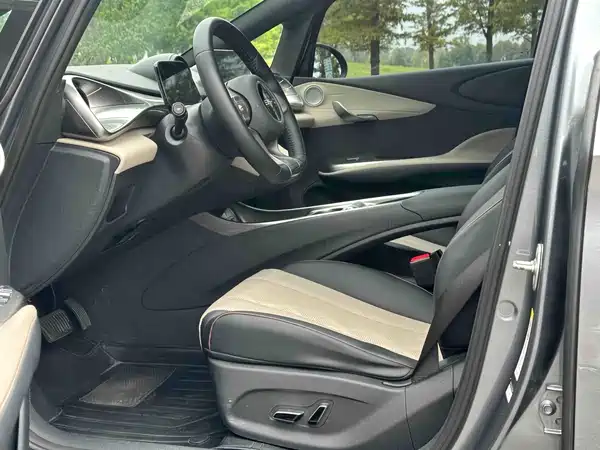 BYD Dolphin 2024