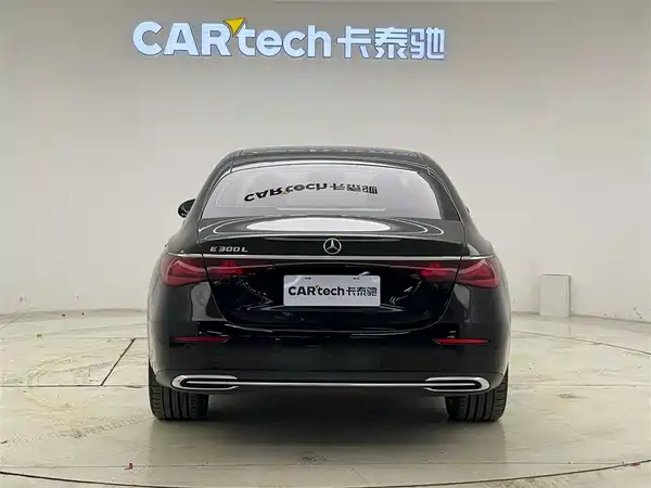 Mercedes-Benz E-Class 2024