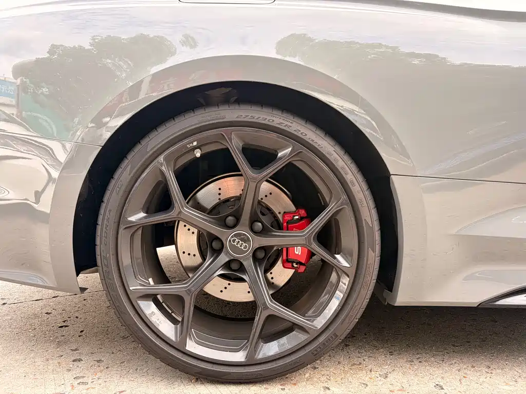 Audi RS 5 2025
