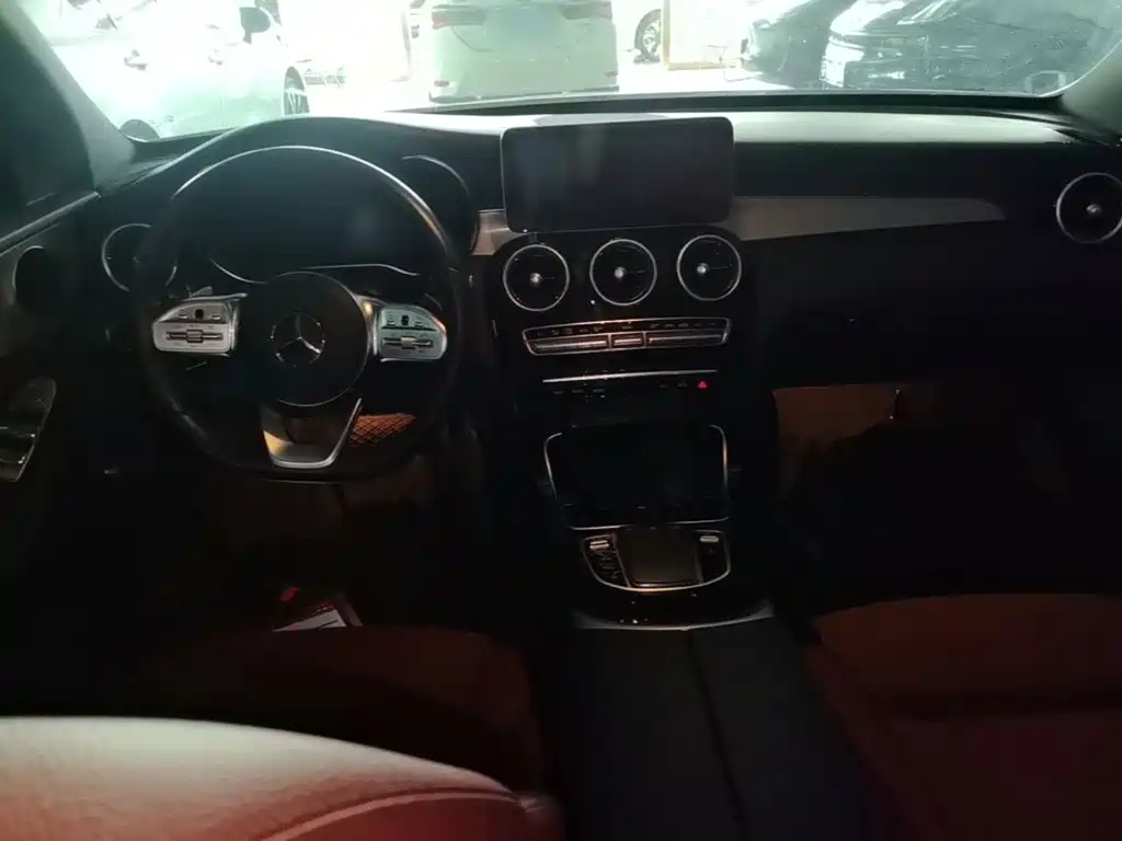 Mercedes-Benz C-Class 2020 — фото 10