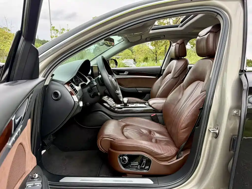 Audi A8 2013