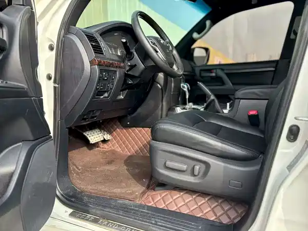 Toyota Land Cruiser 2016