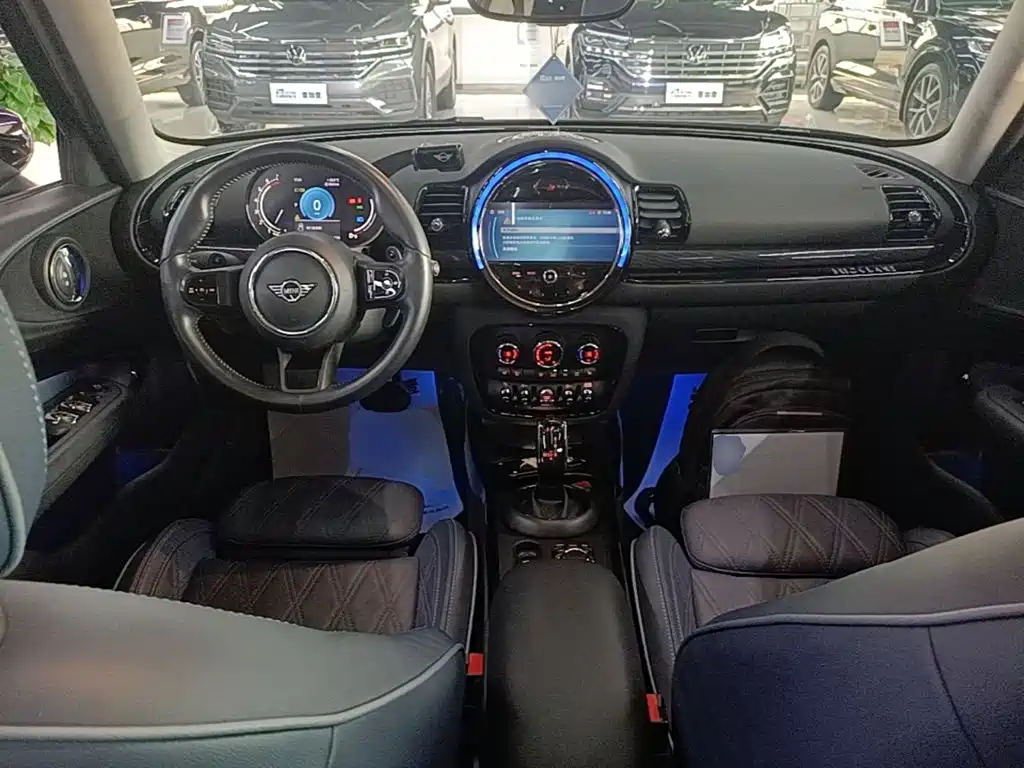 MINI Clubman 2022 — фото 10
