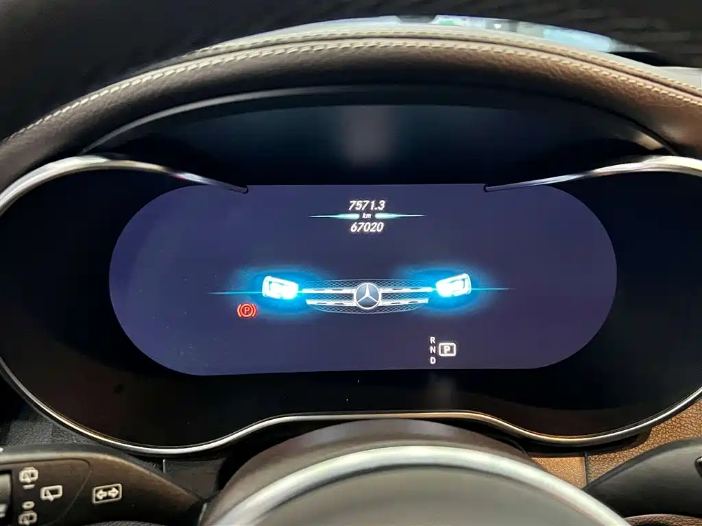 Mercedes-Benz GLC 2023 — фото 18